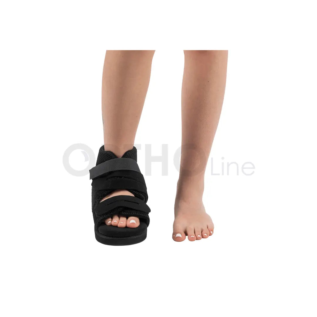 Cureline - ortholine barouk shoe front view